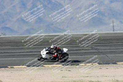 media/Jan-15-2026-Racers Edge (Thu) [[dfebeb70ab]]/3-B Group/Session 2 (Bowl Exit)/